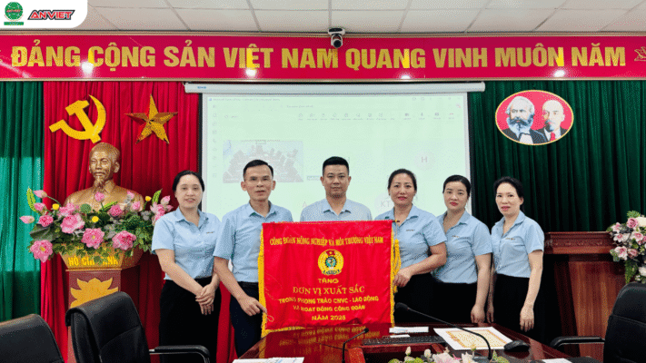 Công đoàn Công ty An Việt nhận Cờ thi đua toàn diện năm 2025