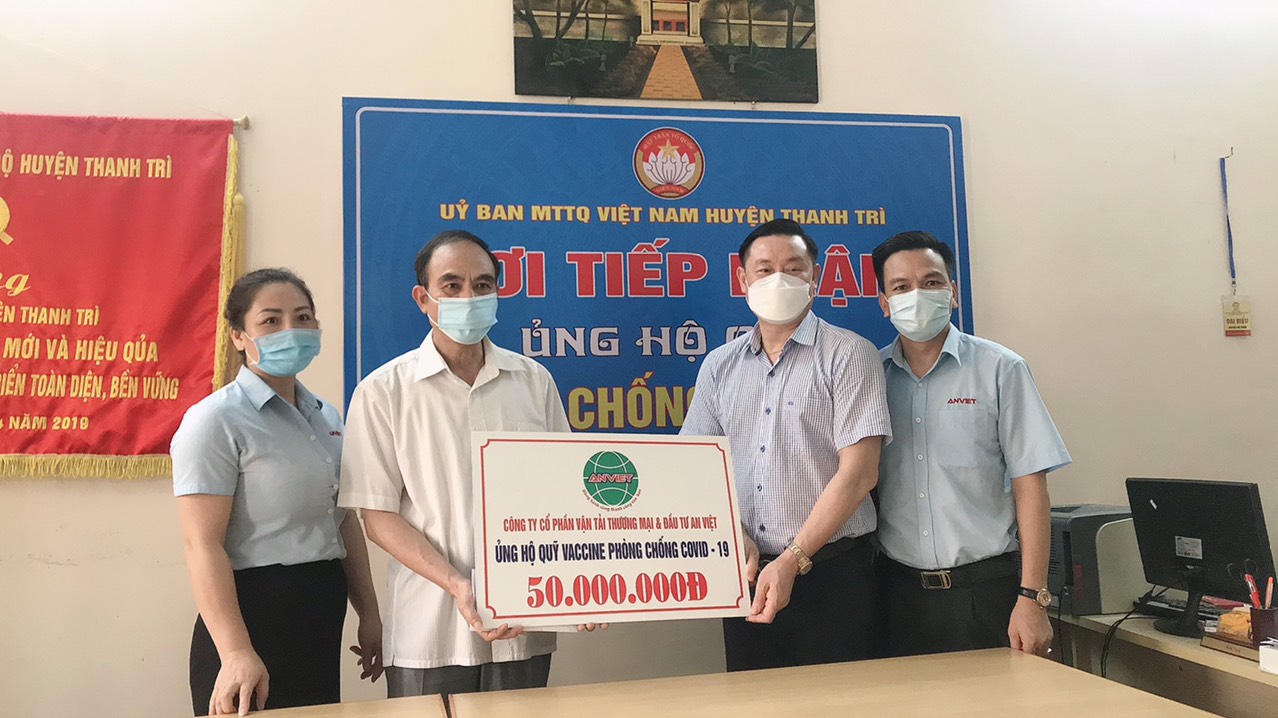 An Việt ủng hộ quỹ Vaccine phòng COVID-19