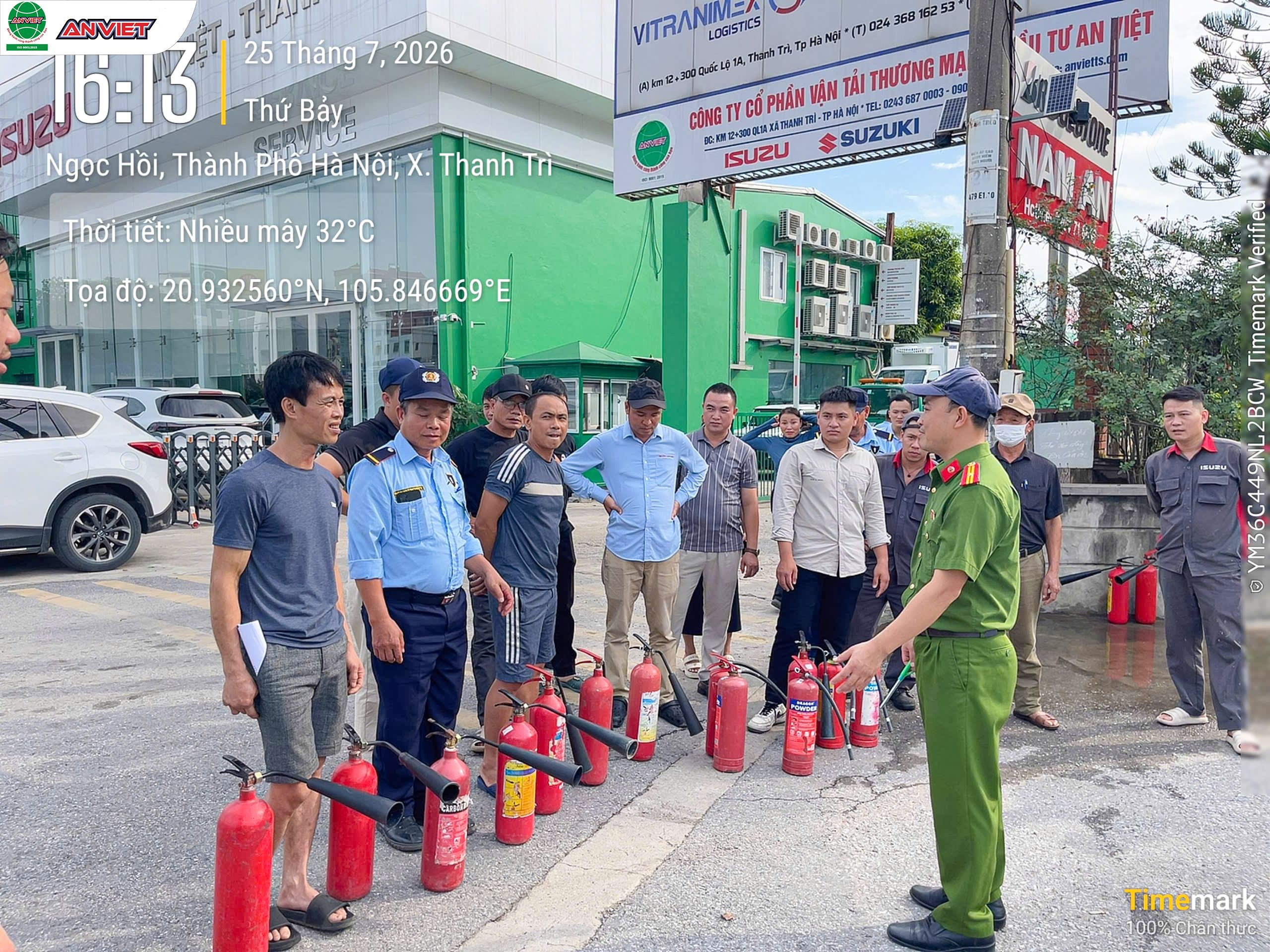 Lực lượng Cảnh sát PCCC hướng dẫn xử lý tình huống cháy tại An Việt