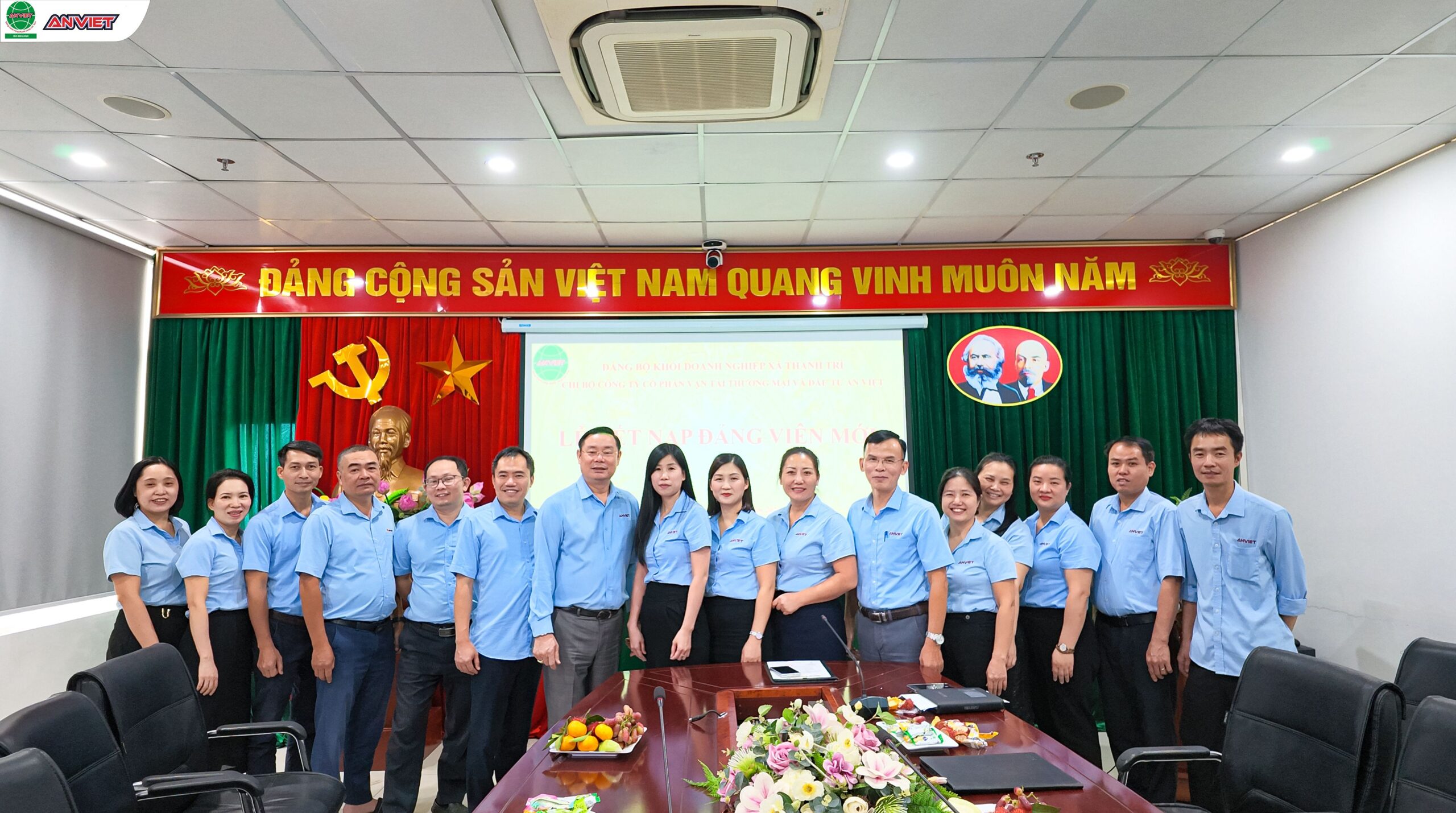 Lễ kết nạp Đảng viên mới Chi bộ Công ty An Việt